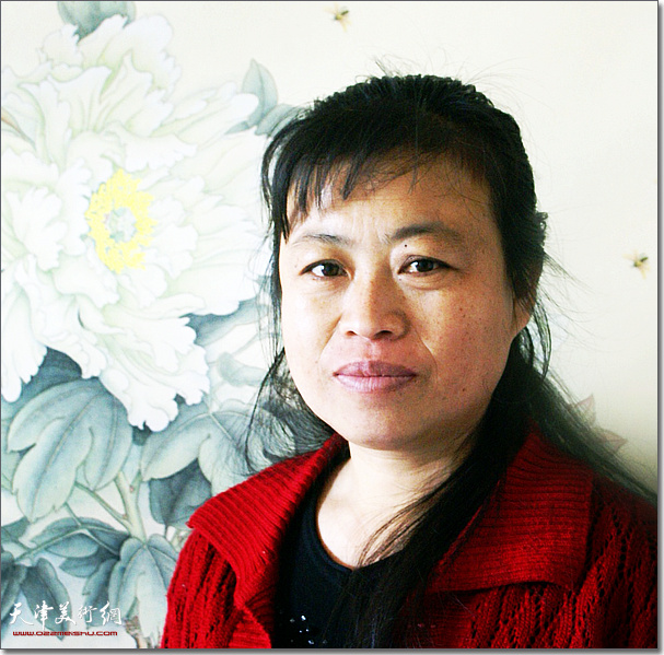 温桂艳(天津),毕业于天津师范大学美术系,现任教于武清区石各庄镇初级中学。